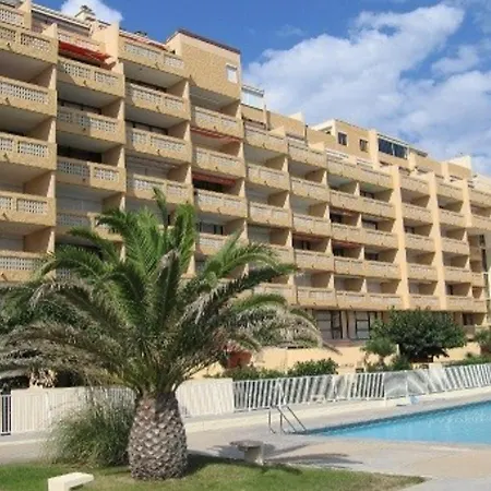 Grand T2 Avec Terrasse, 4 Pers, Proche - Fr-1-81-493 *